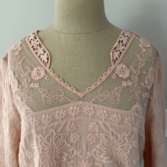 Blush pink lace long sleeve peplum S - Picture 2 of 3